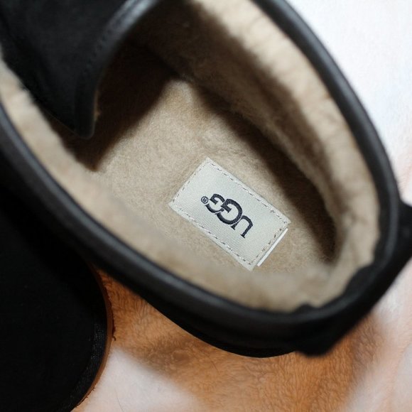 NEW UGG‎ MEN\'S MAKSIM CHUKKA SUEDE SHEARLING BOOTS main image 5
